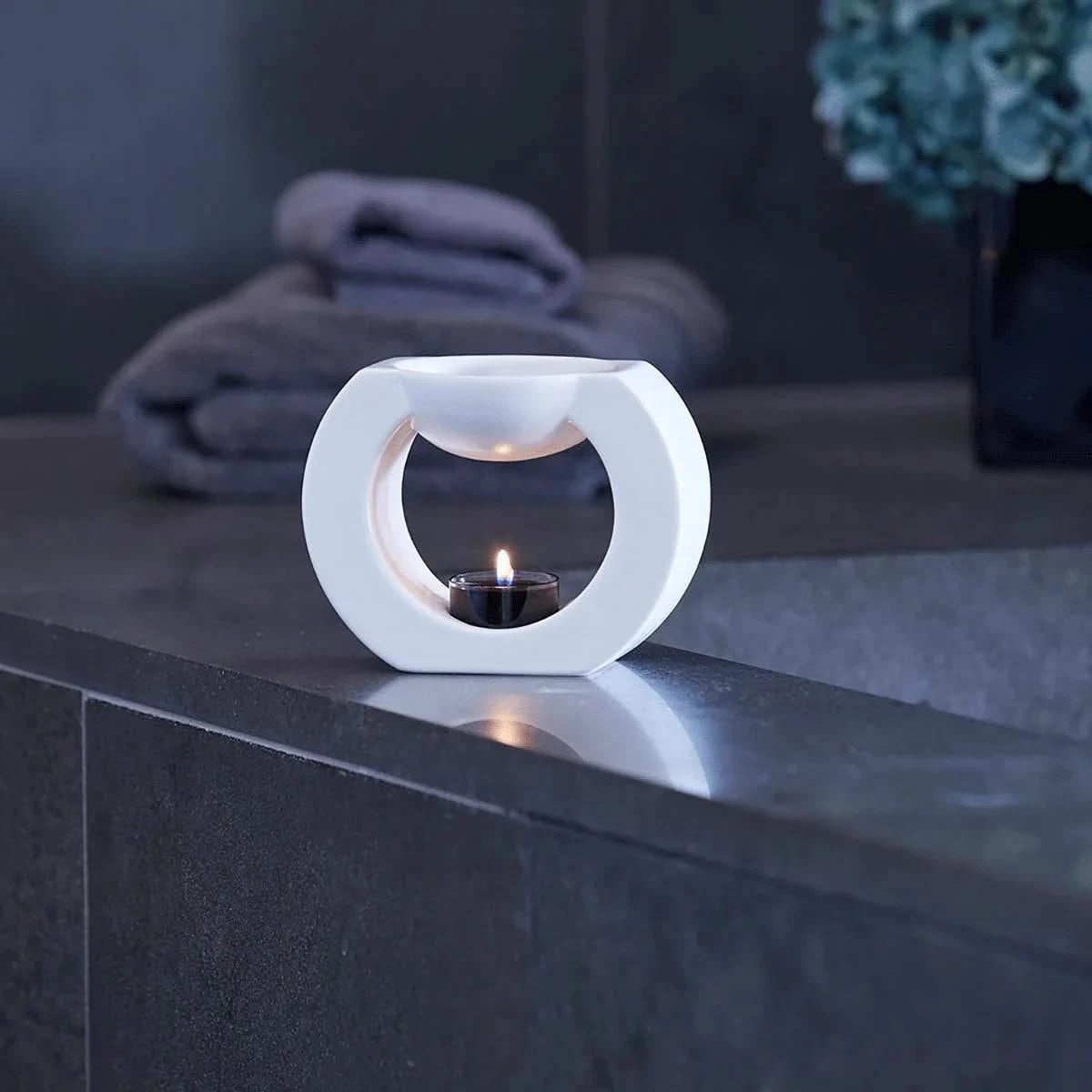 Gaia Fragrance Warmer - Matte White